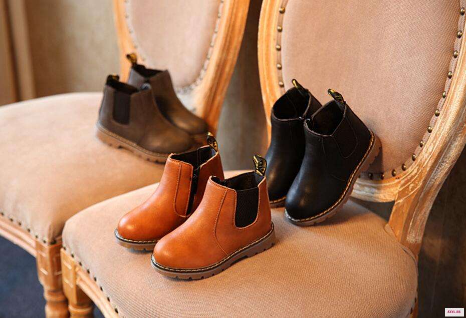 Child Martin Boots-23
