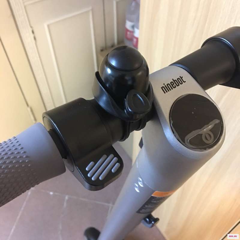 Xiaomi Mijia M365 Electric Scooter